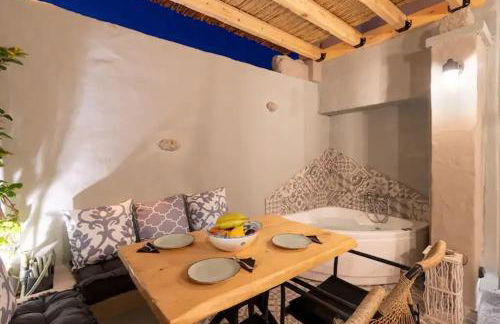 Kyrangelo Traditional House with outdoor jacuzzi - Foto 3