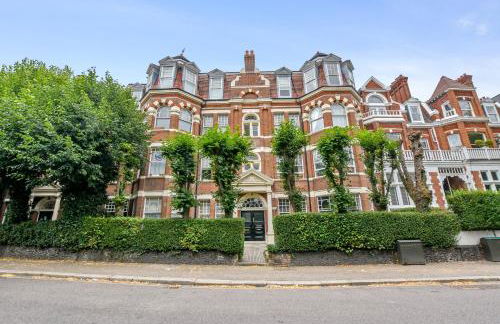 Charming London with balcony - Photo 21