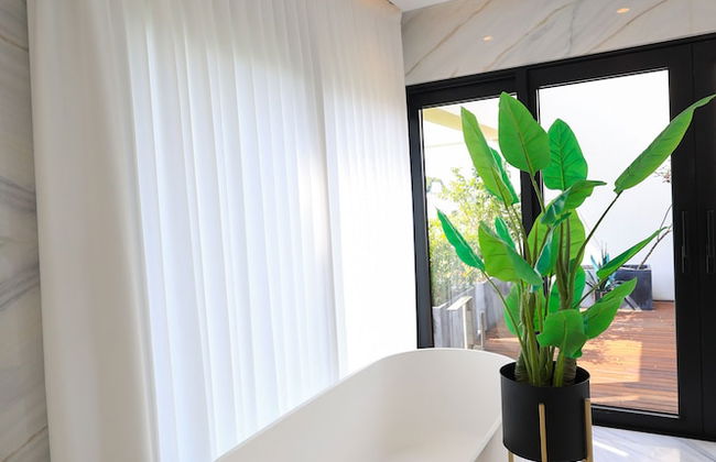 Luxurious Coastal Villa w Pool & Garden - Foto 57