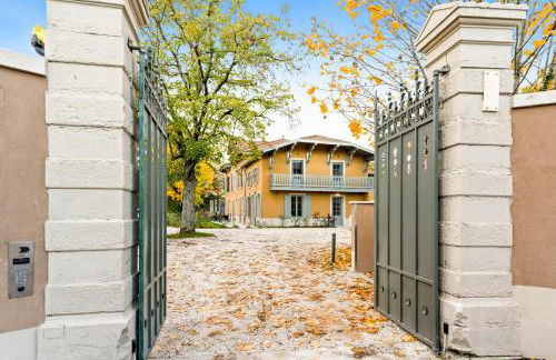 La Villa Serenna - Appt avec jardin, 15 mn de Lyon - Foto 1