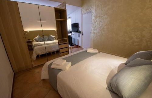 A L'OMBRE DU PALAIS - Foto 59