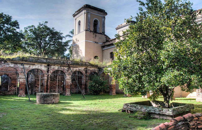 Excursión a Tafí del Valle, ruinas de Quilmes y Cafayate - Foto 3