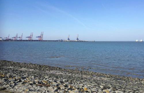 3-Zimmer - FeWo mit TV, zwischen Wilhelmshaven und Hooksiel, mit Badewanne - Foto 30