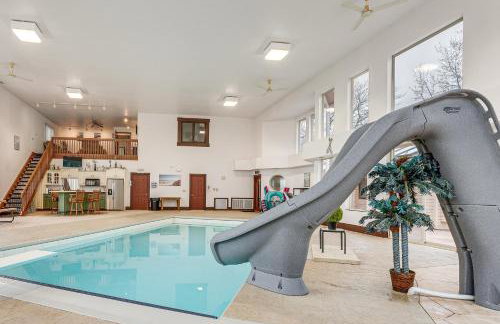 Woodburn Group Getaway Endless On-Site Fun! - Foto 13