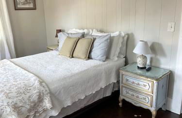 New Leeds listing Near Graces diner and Hudson! - Foto 9