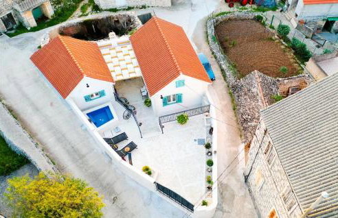 2 Bedroom Stunning Home In Nerezisca - Foto 1