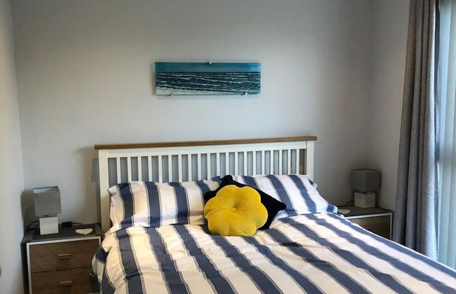 2 Bed Villa Sleeps 4 - Wifi, Garden, Sea Views - Foto 9