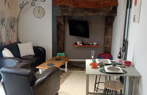 Cottage cosy en pierres à 25 mn de la côte de Granit rose - Foto 2