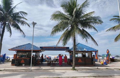 Apartamento pé na Areia com Garagem no Centro - Foto 30