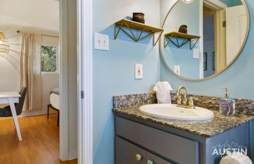 Pet Friendly Apt w Pool Minutes from Zilker Park in Austin - Foto 15