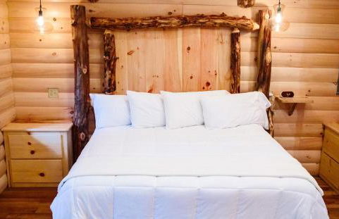 Cricket Hill Treehouse B by Amish Country Lodging - Foto 6