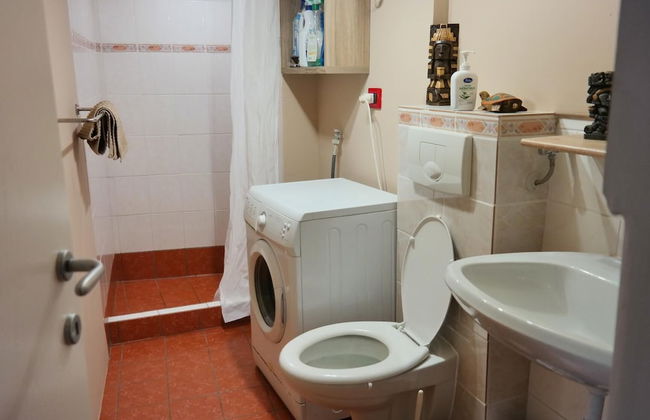 2-bed Borgo val di Taro Apt w/ Private Terrace - Foto 17