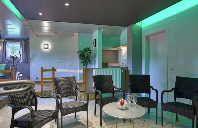 Detached, Luxurious Holiday Villa with Swimming Pool, Hot Tub, Sauna - Photo 24