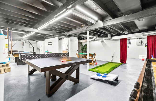 The Waterfront - Waterslide Game Room Sleeps 26 - Foto 52