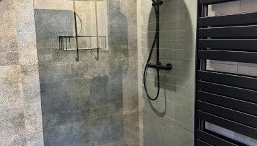 Le Ruisseau Gîte Idéal pour un Séjour à Deux au Fil de l'Eau - Foto 3, Shower