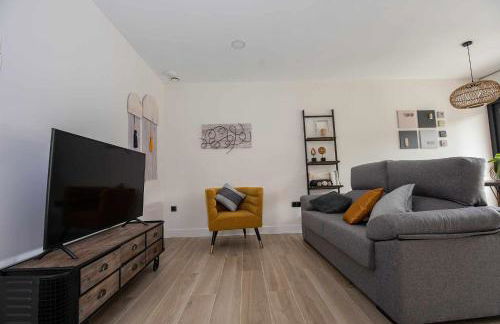 ADOSADO-DUPLEX ADAPTADO zona de playa y montaña - Foto 3