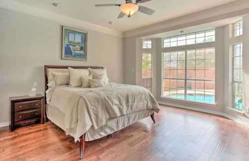 Elegant Plano Home with Private Outdoor Pool! - Foto 19