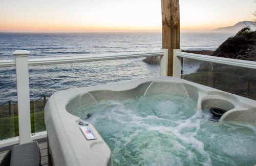 Starfish by OceanviewHotTubs Oceanfront Tesla chrging Shelter Cove Oceanfront - Foto 8