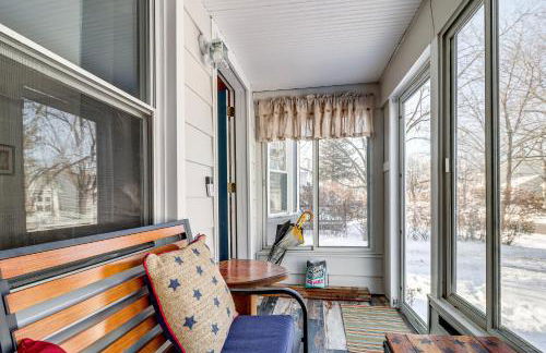 Families Welcome! Colorful Berkley Home with Yard - Foto 23