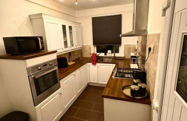 Cozy corner-Sleeps 8 guest Entire house Glasgow very central - Foto 4
