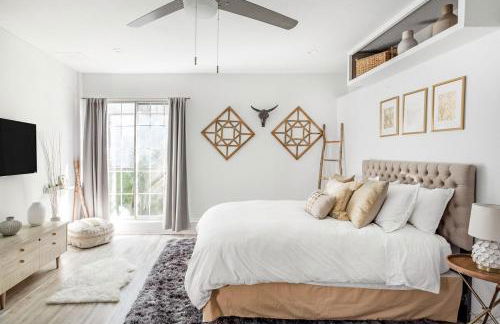 Silver Triangle Oasis with Verdant Backyard - Foto 22