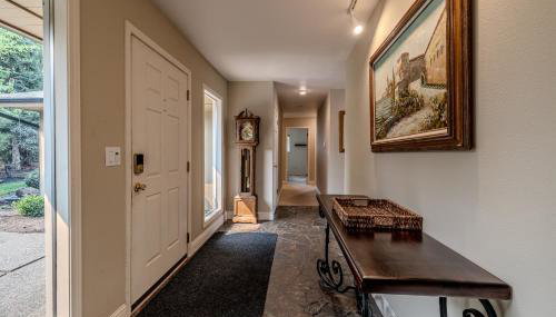 Summer Fun Wenatchee home - Foto 5, Lobby or reception