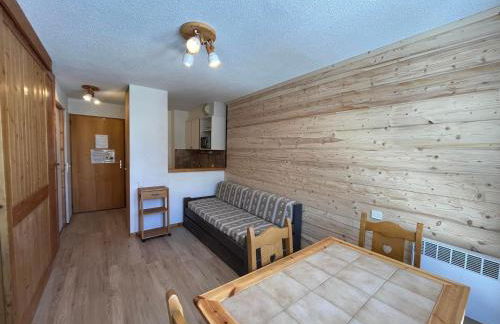 Appartement cosy 4 pers - Résidence Le Pied de Pistes, au pied des remontées mécaniques - FR-1-508-23 - Foto 6