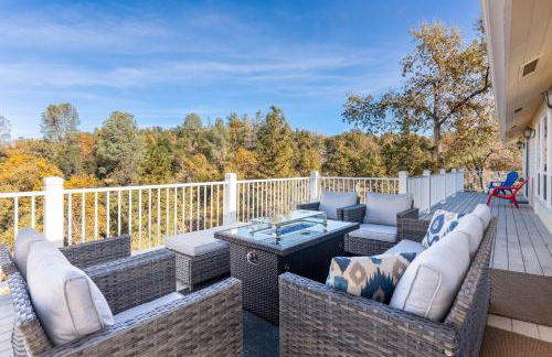 Yosemite Bass Lake VIEWS, 2 Homes, Games, Hot Tub - Foto 46