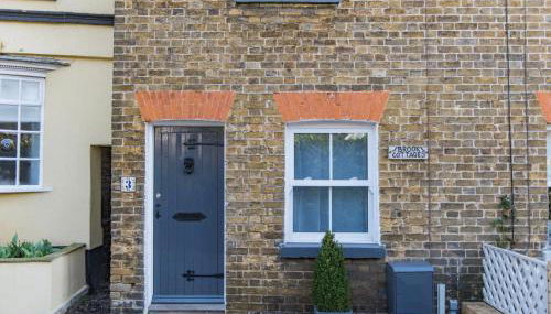 Brook Cottage - Photo 2