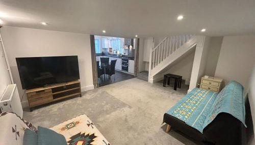 3 Bedroom Lovely Calm Independent Home - Foto 4