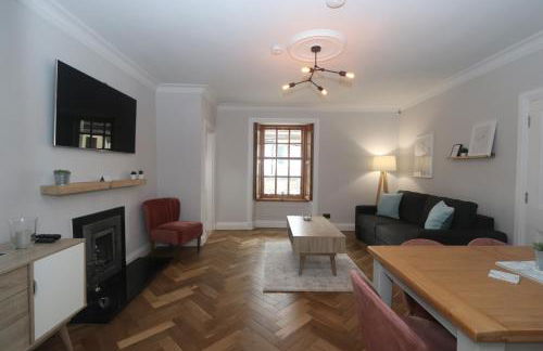 Charming two bedroom, two bathroom detached cottage - Foto 7