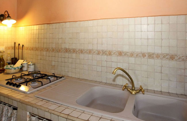 Cozy Cottage in Abbateggio With Garden - Foto 7