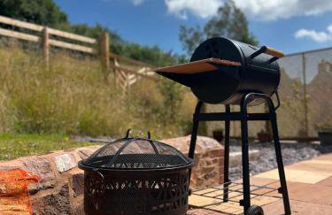 The Barn at Burfords with wood fired hot tub - Foto 30