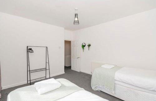 The SPACE Large House In Afan Forest Bike Park By STAE-Homes - Photo 21