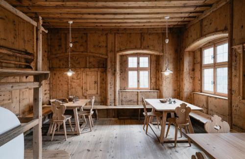 OBERBUCHFELDER historic farmhouse - Photo 65