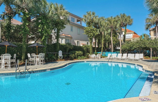 4BR Home, Private Pool, Steps From Beach, Minutes to Top Attractions - Foto 38