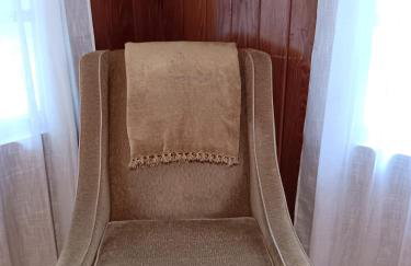 Mid Century Style Cottage Near Historic Downtown - Foto 22