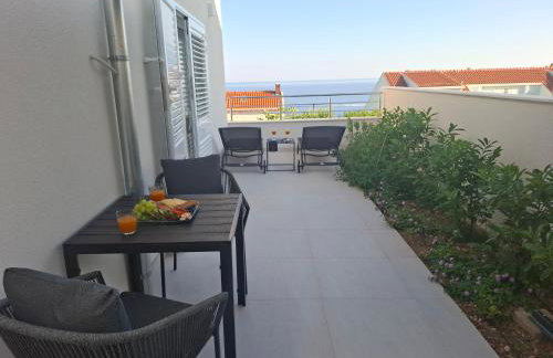 Tiki Studio - Foto 12