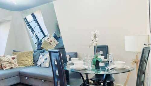 Euston Flats - Photo 3