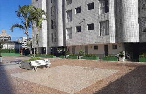 AP Guarujá Enseada lado praia com piscina, lazer completo - Foto 5