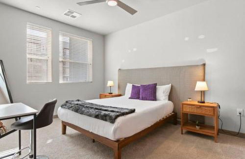 Cozysuites PHX RORO Gym Pool Pets Parking #12 - Photo 9