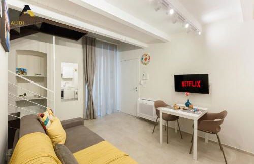 ALIBI SUITES Loft: Centralissimo con Free WiFi, Netflix, A/C e tutti i Comfort - Foto 1