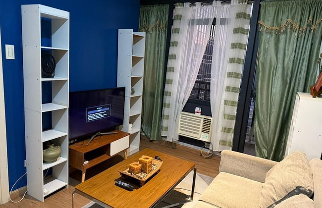 One Bedroom with Balcony City view - Photo 5