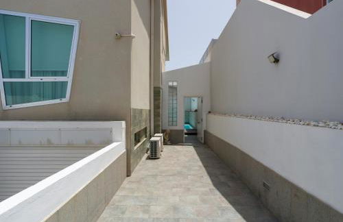 Adosado en Telde con piscina y vistas al mar - Foto 7