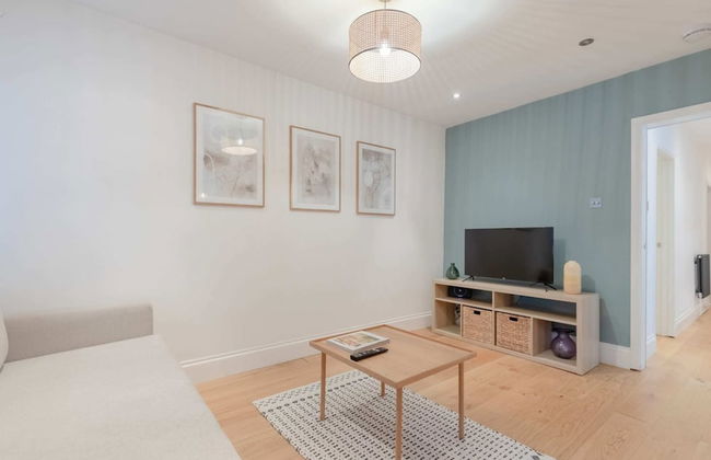 Newly Refurbished 2BD Flat - Wimbledon Village! - Foto 18