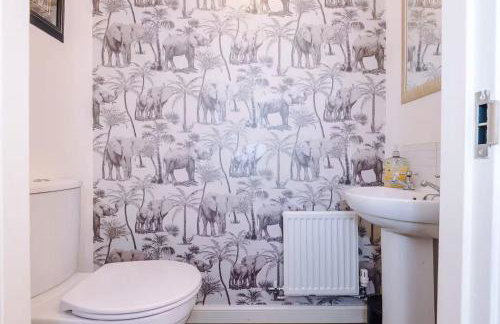 Spacious 3 bedroom home with garden - Foto 19