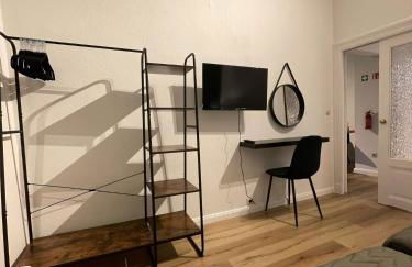 Zentrale Ferienwohnung mit Blick auf den See inklusive Parkplatz und Internet Geschäftsreisende willkommen - Foto 9