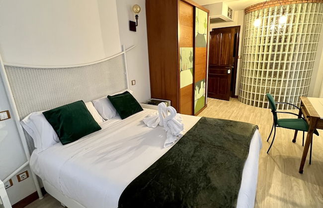 Apartamentos la Leyenda - Foto 78