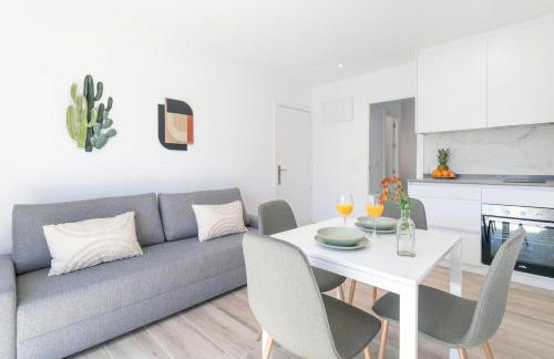 Modern and Stylish Apartment 1: Terrace and Pool - Foto 3