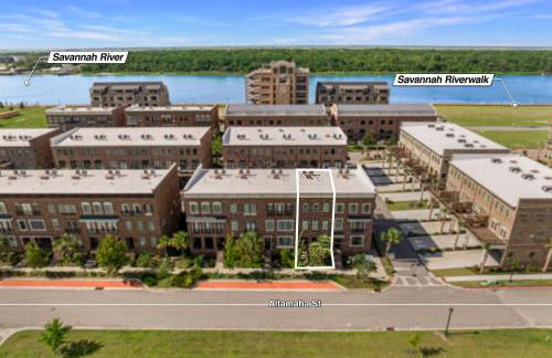 Upper East River by Lucky Savannah - Foto 6